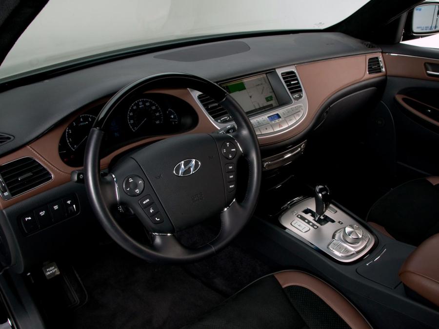  Hyundai Genesis Black Edition by DUB Magazine 2008 года  (фото 3 из 15)
